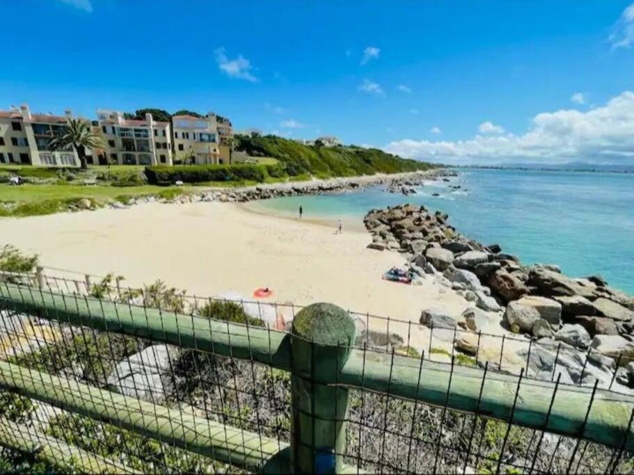 Ocean And Harbour View Apartamento St Francis Bay Exterior foto